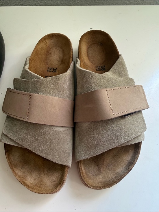 Birkenstock Shoes - Birkenstock Kyoto Women size 7 Suede Crossover Sandals in Beige